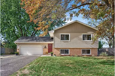 13270 Davenport Street NE, Blaine, MN 55449 - Photo 2