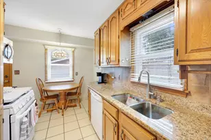 6324 Lee Ave N, Brooklyn Center, MN 55429 - Photo 14