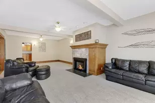 1598 E Shore Dr, Saint Paul, MN 55106 - Photo 2