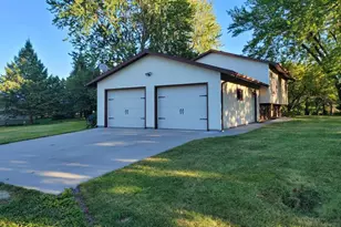60328 210th Ave, Dodge Center, MN 55927 - Photo 2