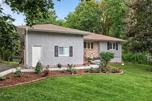 2848 Hallmark Ave N, Oakdale, MN 55128 - Photo 1