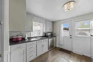 401 Belle Ave, Mankato, MN 56001 - Photo 2