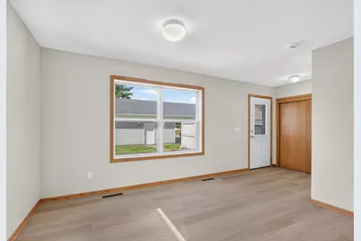 607 1st Avenue NW, Osseo, MN 55369 - Photo 22