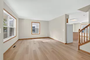 607 1st Ave NW, Osseo, MN 55369 - Photo 10
