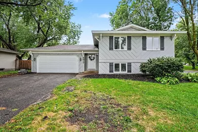 4617 81st Lane N, Brooklyn Park, MN 55443 - Photo 2