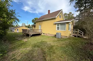 328 9th St SW, Chisholm, MN 55719 - Photo 22