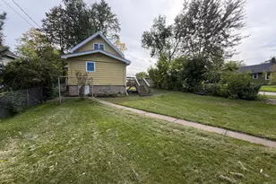 328 9th St SW, Chisholm, MN 55719 - Photo 20