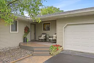 2523 Oak Ct, White Bear Lake, MN 55110 - Photo 6