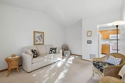 1067 Blackbird Trail SW #8, Hutchinson, MN 55350 - Photo 8