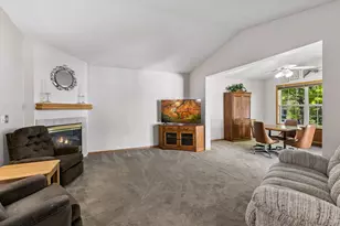 3070 Timberwood Ct, Eagan, MN 55121 - Photo 2