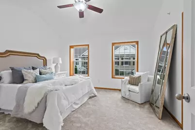 1626 Woodlynn Avenue #1, Maplewood, MN 55109 - Photo 12