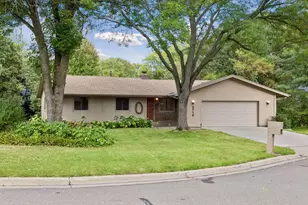 2716 Isle Royale Ct, Burnsville, MN 55337 - Photo 1