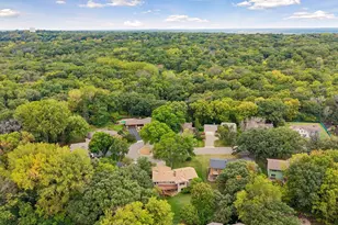 2716 Isle Royale Ct, Burnsville, MN 55337 - Photo 46
