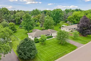 15525 7th Ave N, Plymouth, MN 55447 - Photo 2