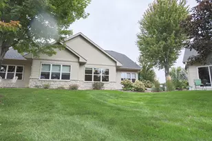 700 Leroy Ln, River Falls, WI 54022 - Photo 6