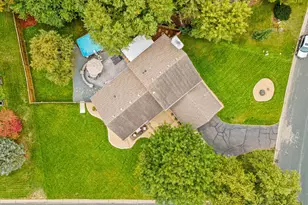 726 Camberwell Dr, Eagan, MN 55123 - Photo 46