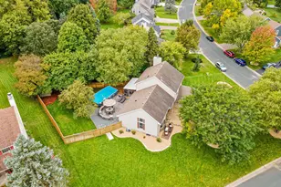 726 Camberwell Dr, Eagan, MN 55123 - Photo 4