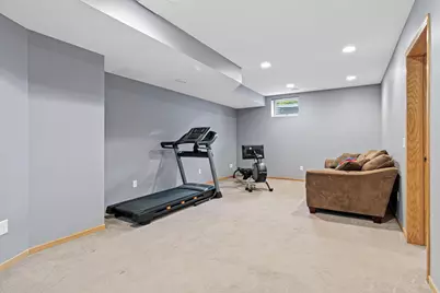 726 Camberwell Drive, Eagan, MN 55123 - Photo 38