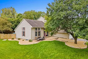 726 Camberwell Dr, Eagan, MN 55123 - Photo 44