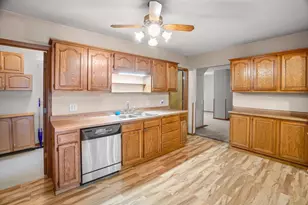 8428 Portland Ave S, Bloomington, MN 55420 - Photo 6