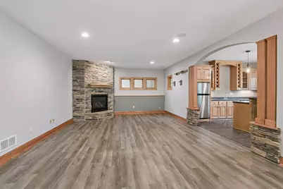 9951 Vagabond Court N, Maple Grove, MN 55311 - Photo 46