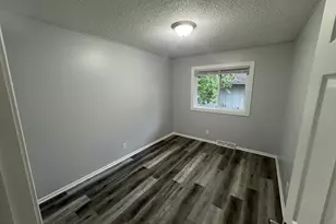 305 Jackson Ave N, Hopkins, MN 55343 - Photo 16