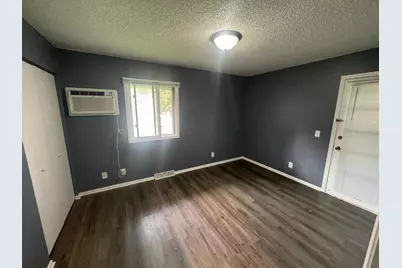 305 Jackson Avenue N, Hopkins, MN 55343 - Photo 8