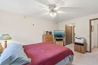 500 County Road B W #328, Roseville, MN 55113 - Photo 16