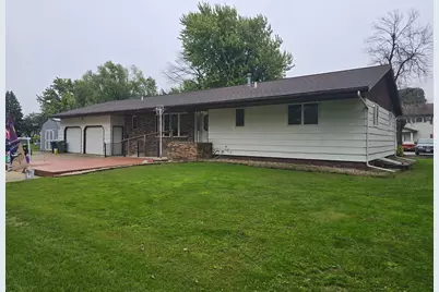 504 Circle Drive, Rushmore, MN 56168 - Photo 2