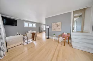 517 3rd St NW, Chisholm, MN 55719 - Photo 2