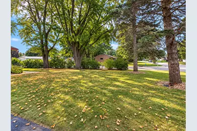 20480 Idalia Avenue, Lakeville, MN 55044 - Photo 26