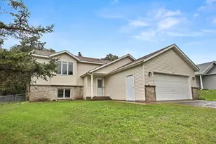 813 7th Ave N, Sauk Rapids, MN 56379 - Photo 1