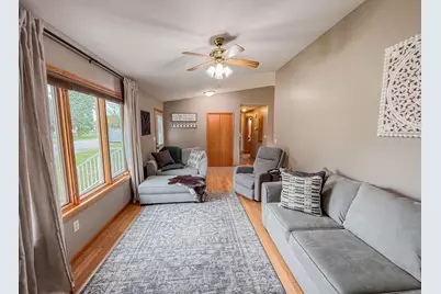 1806 Kansas Avenue, Benson, MN 56215 - Photo 10