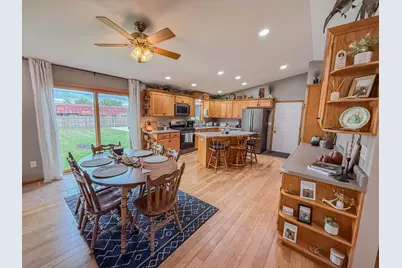1806 Kansas Avenue, Benson, MN 56215 - Photo 12