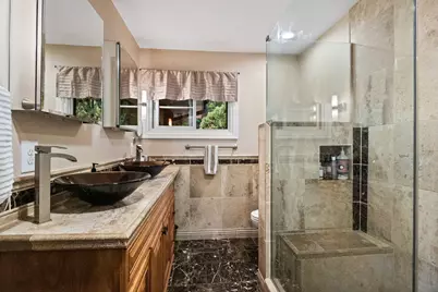 40 Upton Avenue S, Minneapolis, MN 55405 - Photo 16
