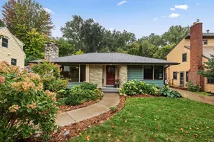 40 Upton Ave S, Minneapolis, MN 55405 - Photo 2
