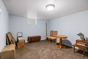 40 Upton Ave S, Minneapolis, MN 55405 - Photo 24