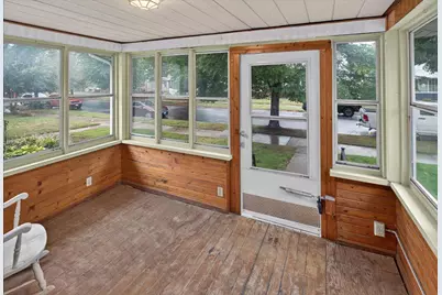 317 6th Avenue S, South Saint Paul, MN 55075 - Photo 6