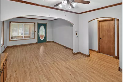 317 6th Avenue S, South Saint Paul, MN 55075 - Photo 16