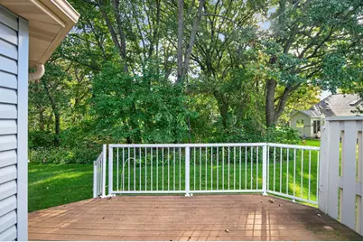 2643 Lake Court Circle, New Brighton, MN 55112 - Photo 28