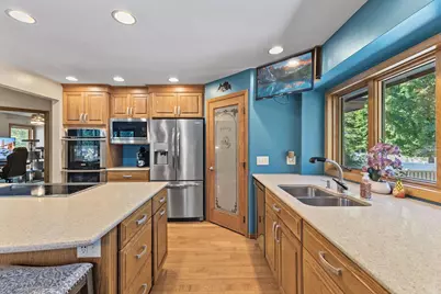 1615 Laurel Avenue, Hudson, WI 54016 - Photo 30