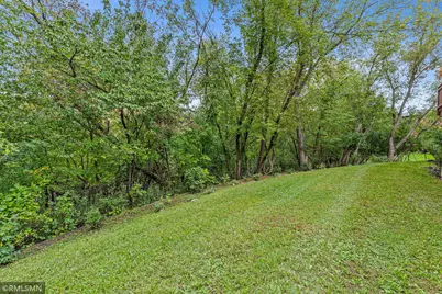 453 Hunter Hill Road, Hudson, WI 54016 - Photo 34
