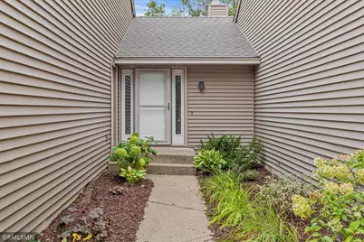 453 Hunter Hill Road, Hudson, WI 54016 - Photo 2