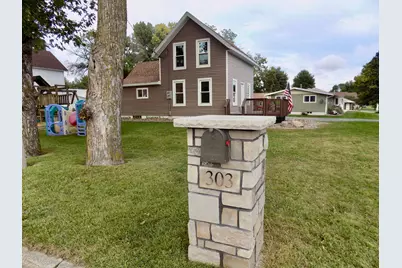 303 1st Avenue SE, Grand Meadow, MN 55936 - Photo 2