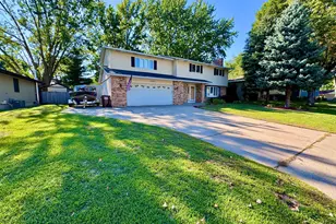 1350 Hillside St, Hastings, MN 55033 - Photo 2