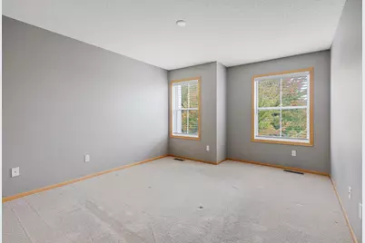 11211 Kinsley Street, Eden Prairie, MN 55344 - Photo 18