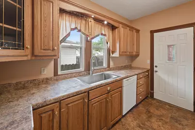 830 McKinley Place S, Saint Cloud, MN 56301 - Photo 32