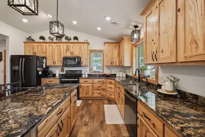 101 Sunset Drive, Saint Martin, MN 56376 - Photo 6