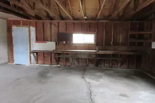 1029 Elm Ave, Hallock, MN 56728 - Photo 18