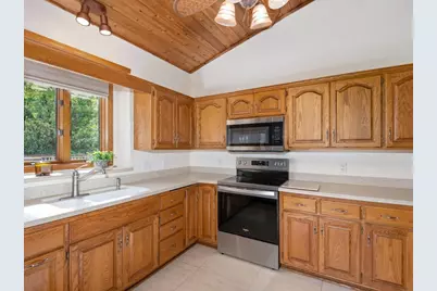 440 83rd Avenue NW, Coon Rapids, MN 55433 - Photo 12